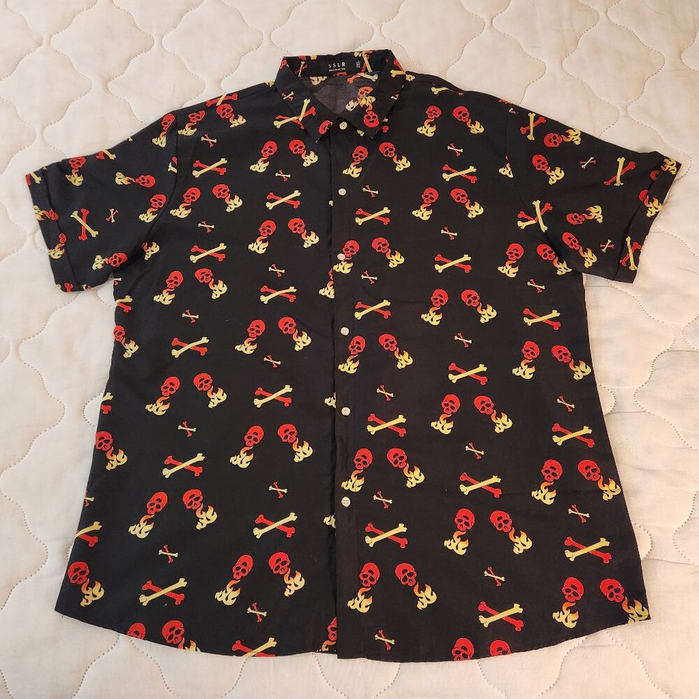 Flaming Skulls & Bones Button Down Shirt Size 2XL